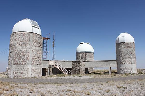 بزرگترین تلسکوپ ایران در رصدخانه دانشگاه تبریز راه‌اندازی شد
