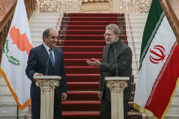 Larijani meets with Cypriot counterpart