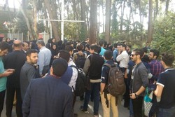 تجمع اعتراضی دانشجویان خوارزمی به دلیل لغو طرح احداث مترو