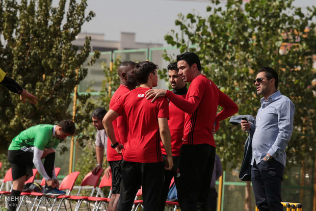 Iran natl. football team hold training session