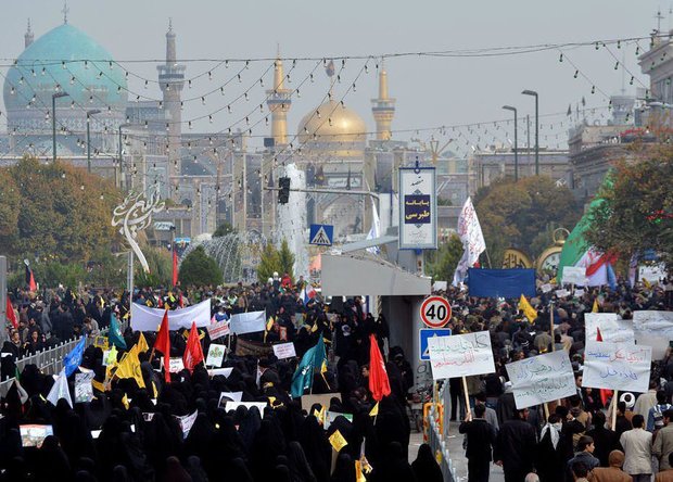 مشهدی ها به رمی استکبار رفتند