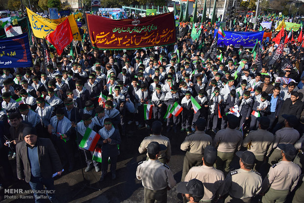 راهپیمایی 13 آبان در مشهد