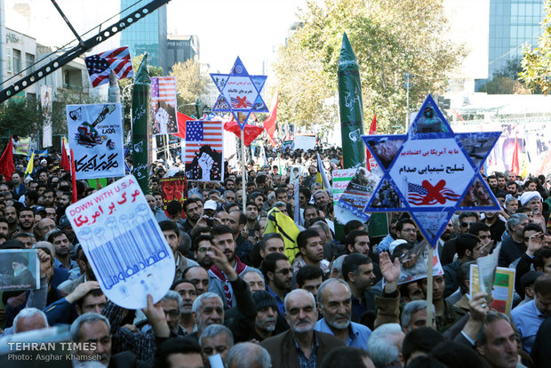Students in Tehran mark U.S. embassy takeover