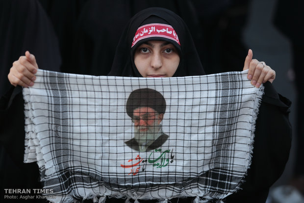 Students in Tehran mark U.S. embassy takeover