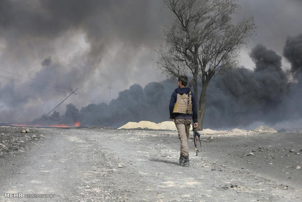 آتش زدن چاه های نفتی توسط داعش‎
