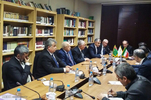Iran, Turkmenistan hold meeting in Tehran