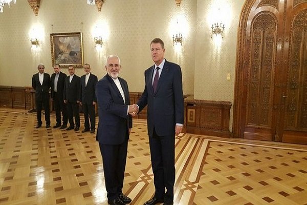 Zarif, Romanya Cumhurbaşkanı ile görüştü Zarif, Romanya Cumhurbaşkanı ile görüştü