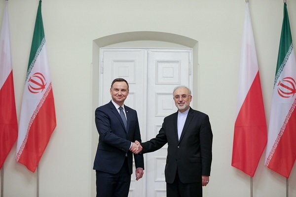 Salehi meets Polish president