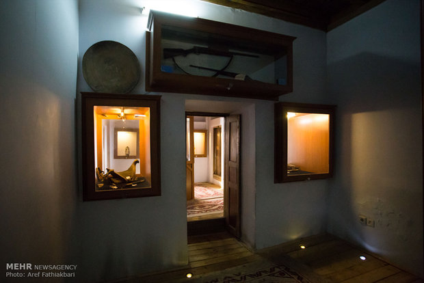 زاد روز نیما یوشیج / علی اسفندیاری