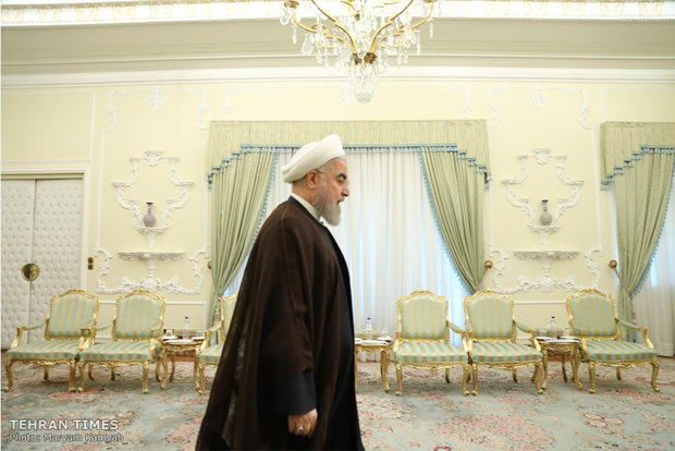 Rouhani meets Hungarian Parliament speaker