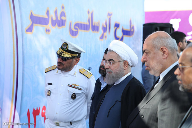 Rouhani visits Ahvaz on provincial tour