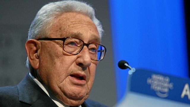 Kissinger: Annulment of nuclear deal would benefit Iran