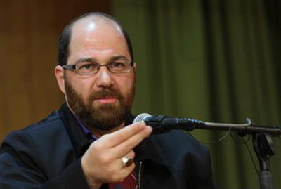 تأثیر کلام حاج قاسم در شیعه شدن بانوی خبرنگار آمریکایی