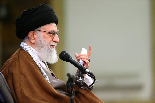 Leader hails Defenders of Holy Shrine in Syria