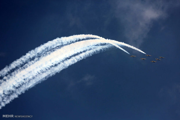 Iran Air Show 2016 kicks off
