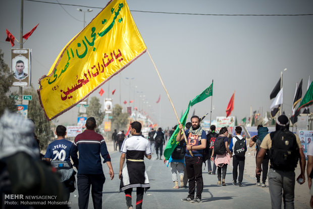 مسيرة الأربعين الحسيني من النجف إلى كربلاء-2