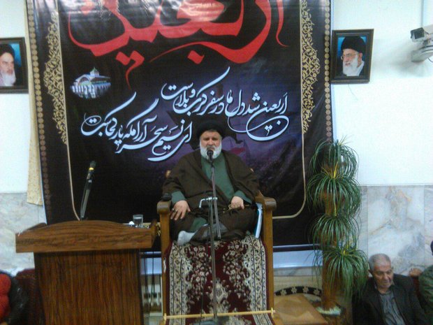 اربعین حسینی سرمایه شیعیان/عشق به حسین(ع) بی مرز است