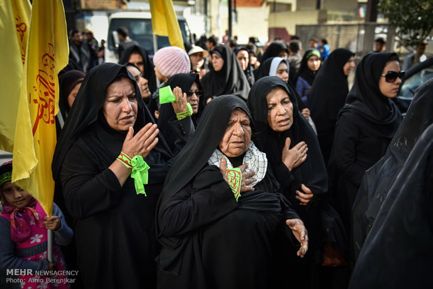 Massive Arbaeen procession in Shiraz