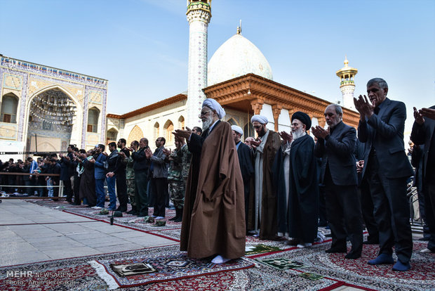 Massive Arbaeen procession in Shiraz