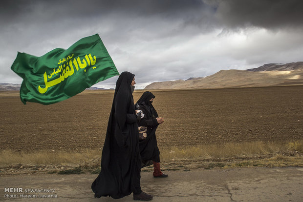 حرکت زائران پیاده امام رضا (ع) از بجنورد به سوی مشهد