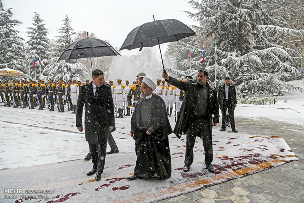 Rouhani officially welcomes Slovenian counterpart