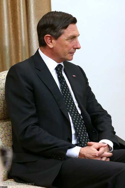 Leader receives Slovenian pres.