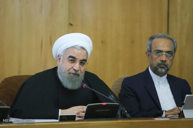 Ruhani: Milletimiz ABD’ye gereken yanıtı verecek