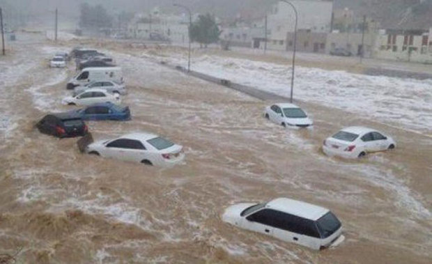 فيضانات وسيول في قطر نتيجة أمطار غزيرة