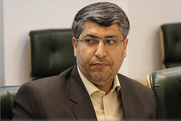 رئیسی اعتماد عمومی را بالا برده است/ روحانی دولت را مختل کرده بود