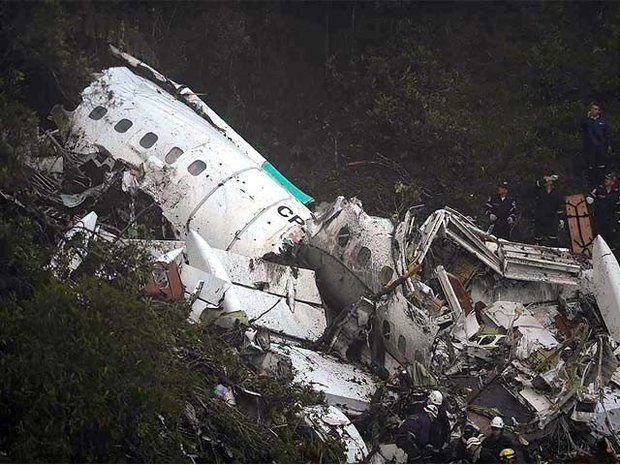 یوکرائن میں طیارہ حادثے میں 5 افراد ہلاک
