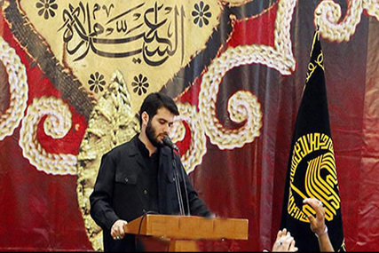 فیلم/ مداحی به یاد کشته شدگان حادثه «قطار هفت خوان» در حرم رضوی