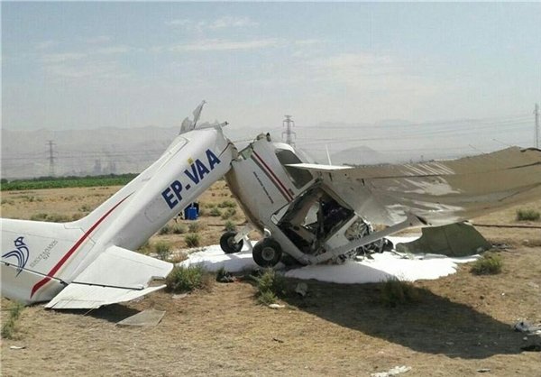 IRGC ultralight plane crashes, pilot killed