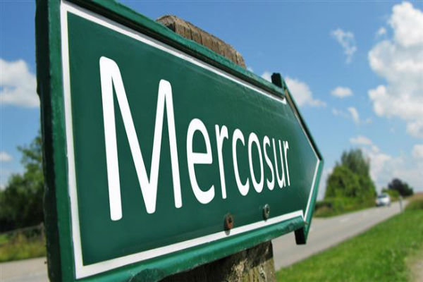 Brazil proposes creating single currency for Mercosur