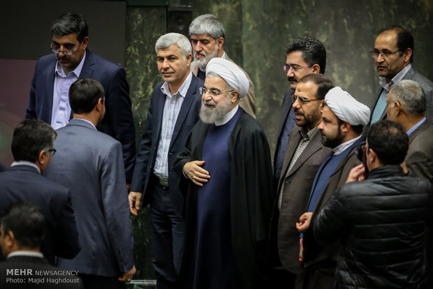 Ruhani’ye soru önergesi 28 Ağustos'ta gerçekleşecek Ruhani’ye soru önergesi 28 Ağustos'ta gerçekleşecek