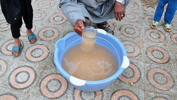مشکل فاضلاب درکوتعبدالله اهواز ۵۰ساله شد/آب شرب کیفیت ندارد