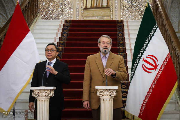 Larijani receives Indonesian MPR head