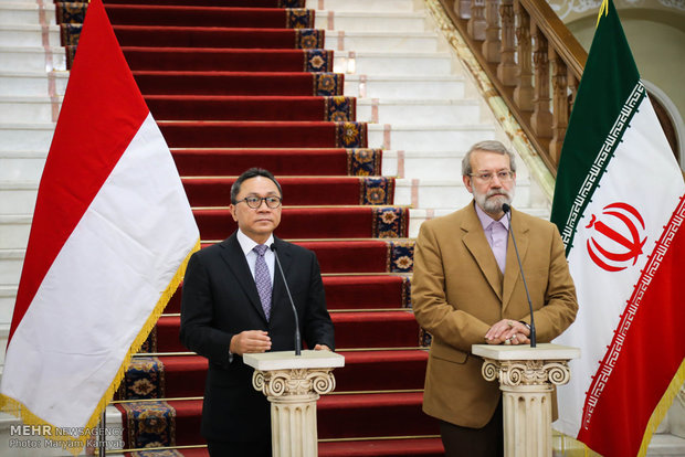 Larijani receives Indonesian MPR head