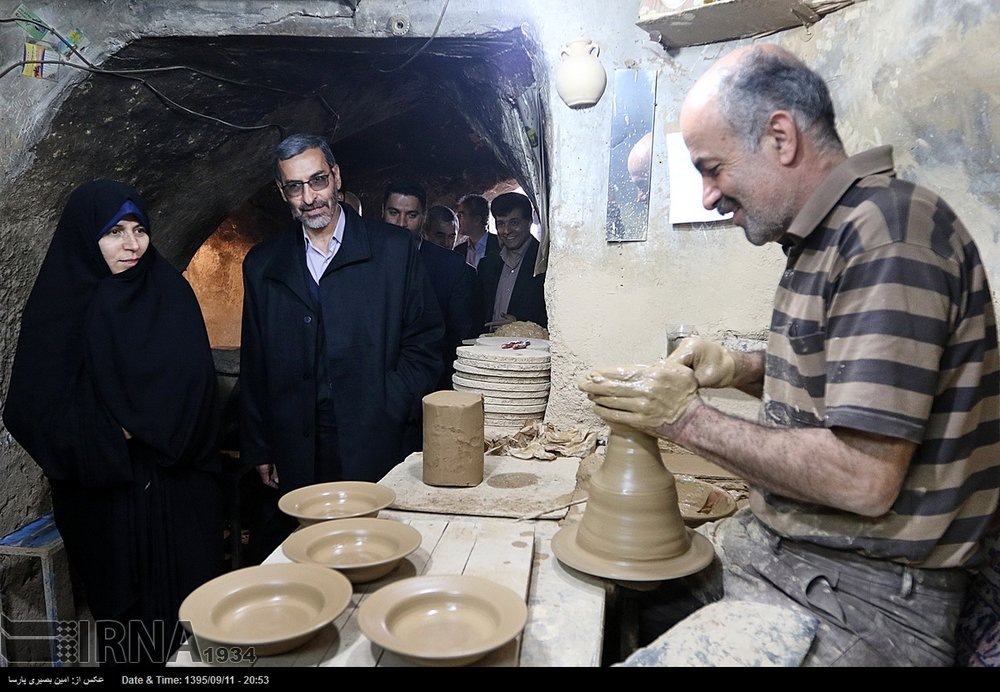 CHTHO director visits world pottery capital