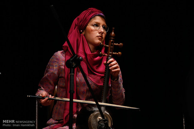 Salar Aghili performs in Hamedan