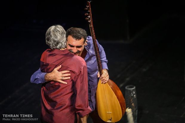 Kayhan Kalhor, Erdal Erzincan perform in Tehran