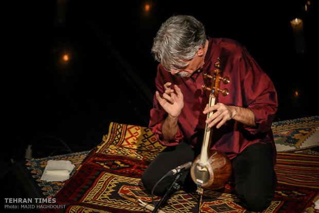 Kayhan Kalhor, Erdal Erzincan perform in Tehran