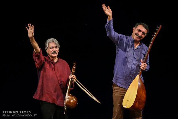 Kayhan Kalhor, Erdal Erzincan perform in Tehran