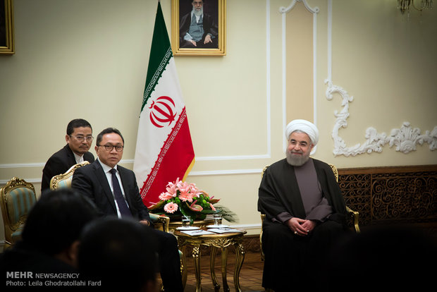 Rouhani, MPR of Indonesia meet in Tehran