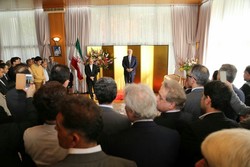 ظريف : تنمية الاقتصاد الإيراني رهن بمساعي الإيرانيين في كل العالم