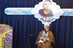 نیروهای نظامی ایران میدان مجاهدت را به احدی واگذار نمی کنند