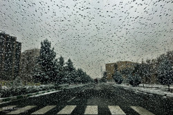 سرمای شدید مدارس مشهد و برخی شهرستانهای خراسان رضوی را تعطیل کرد