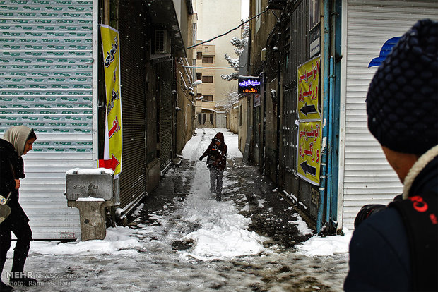 بارش برف در مشهد