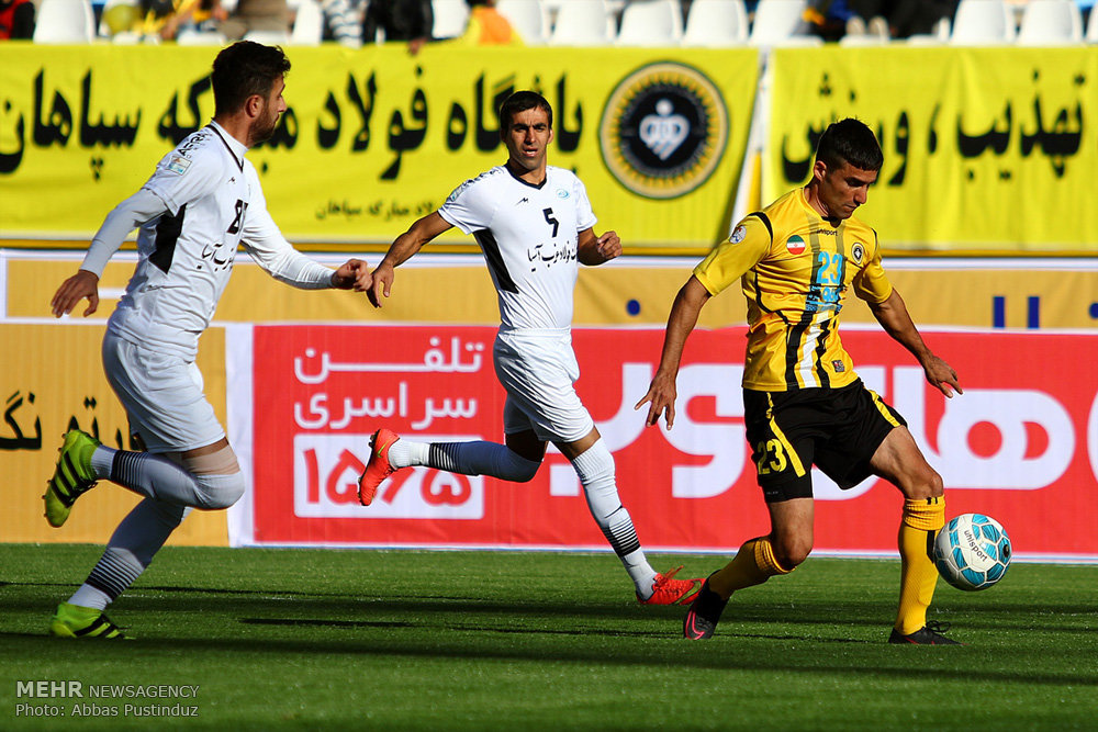 فوز سباهان اصفهان على صبا قم 4-1