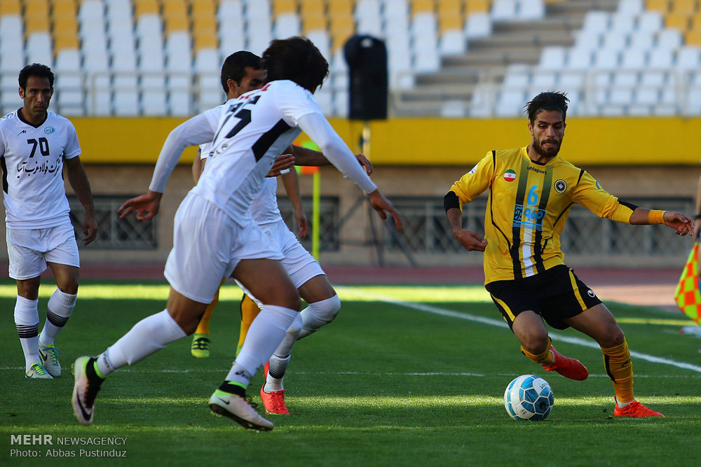 فوز سباهان اصفهان على صبا قم 4-1