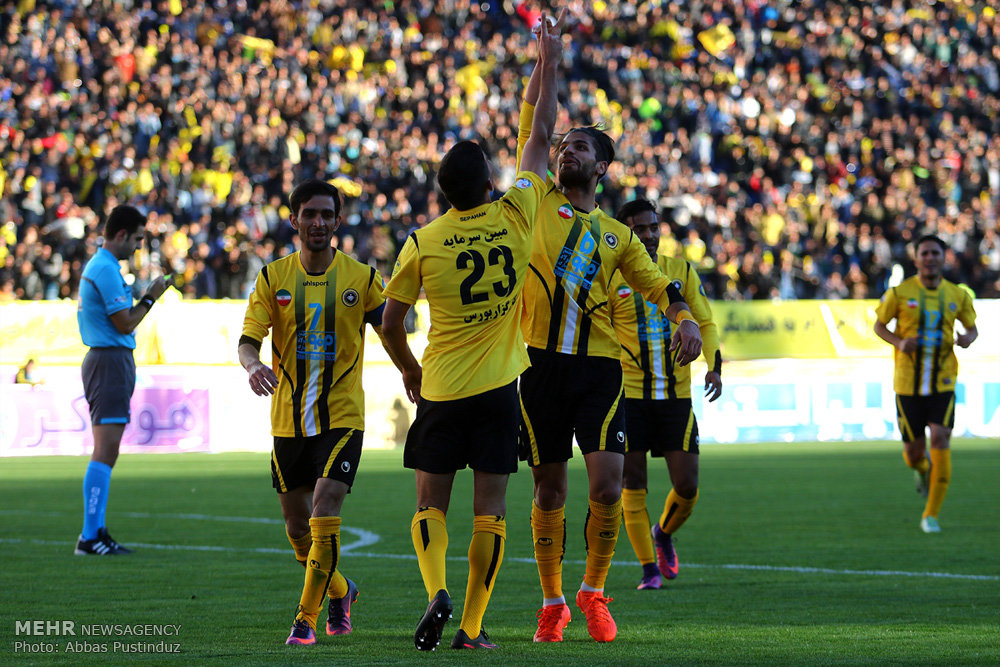 فوز سباهان اصفهان على صبا قم 4-1